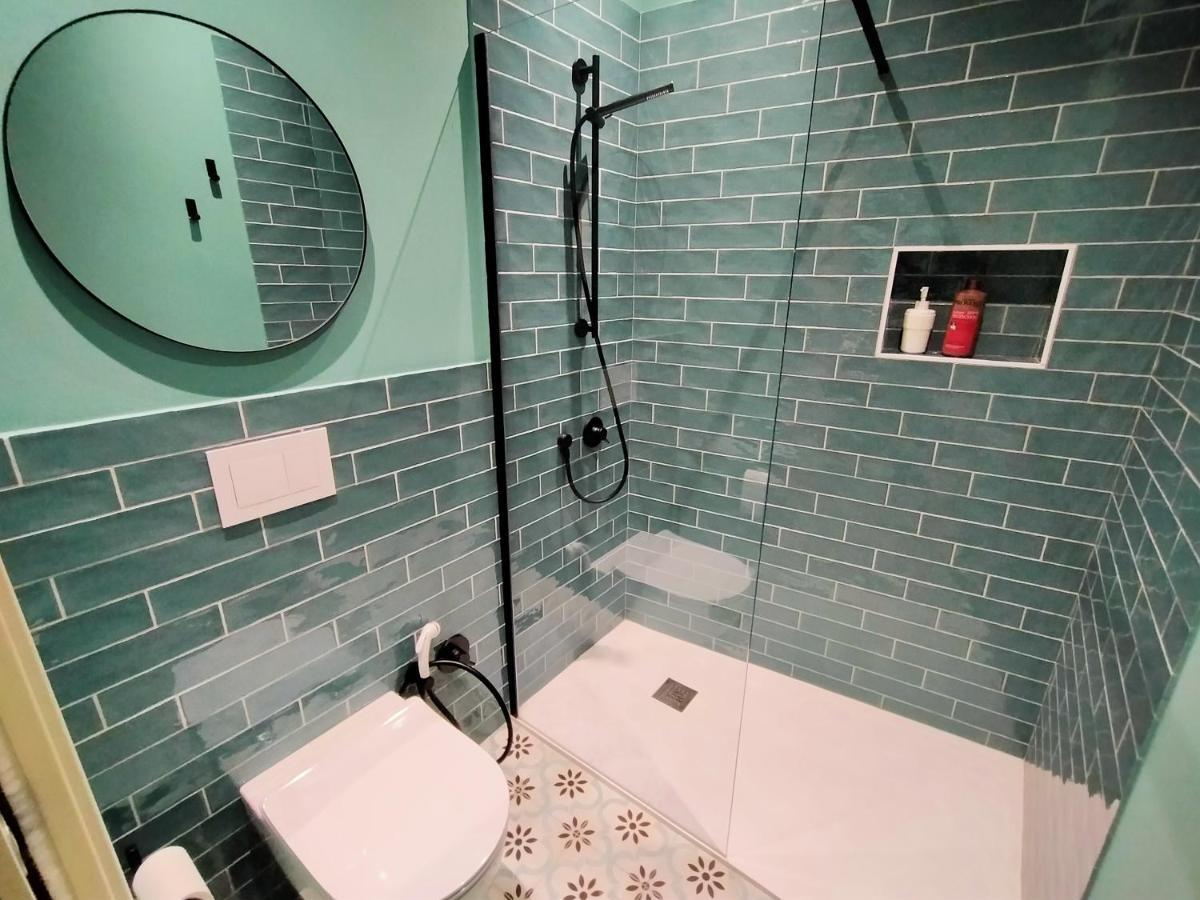 Sonnino Suite Jacuzzi Apartment Бари Экстерьер фото